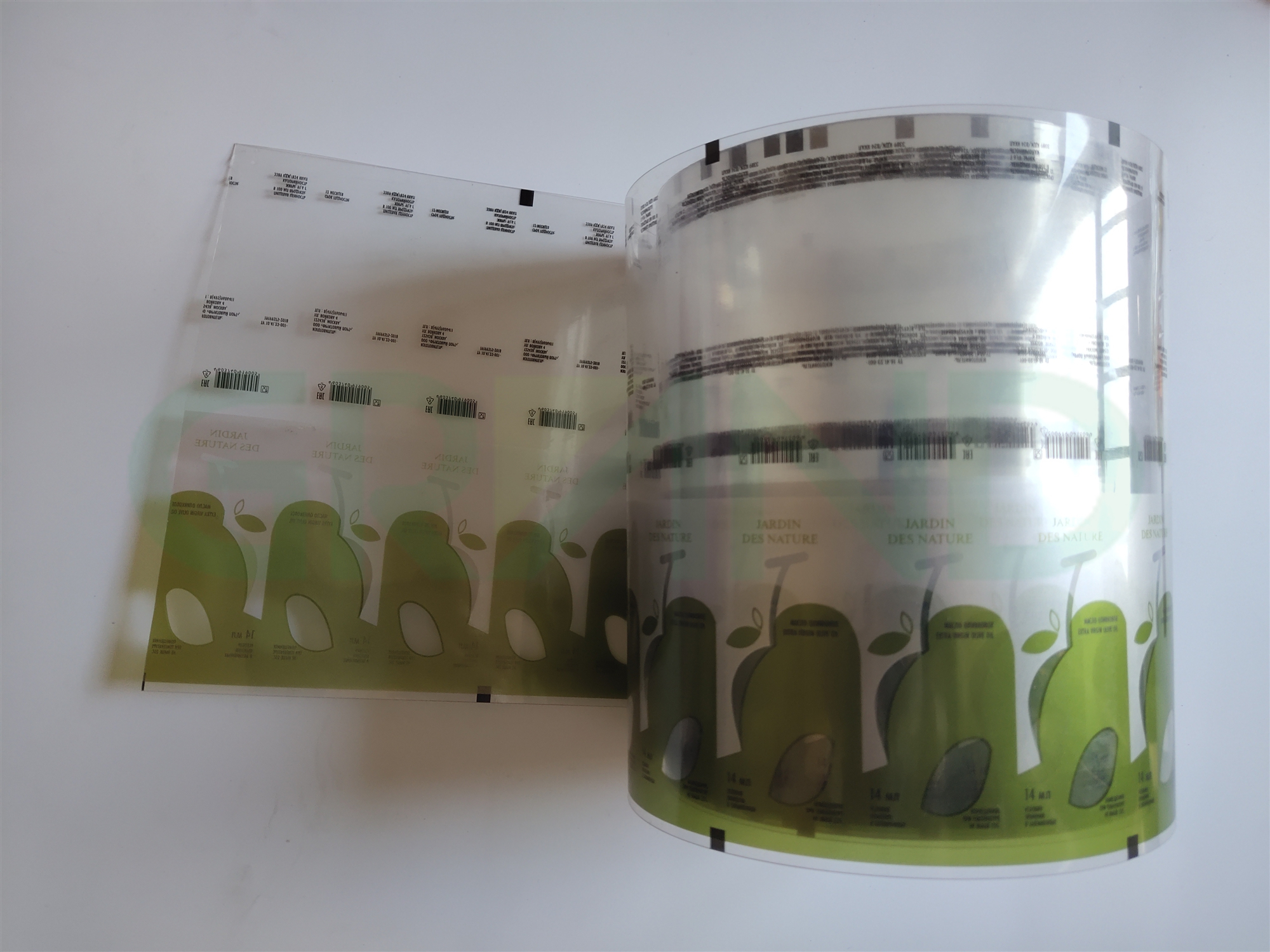 Th&uacute; cưng 膜