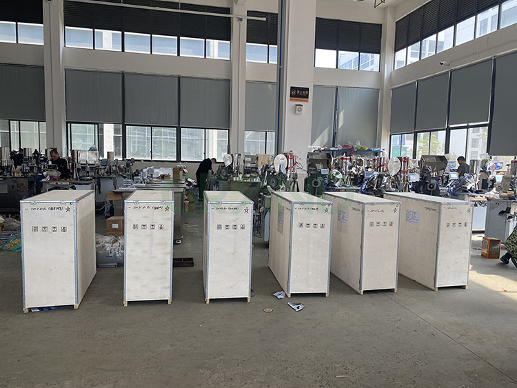 M&aacute;y l&agrave;m đầy vi&ecirc;n nang tự động05