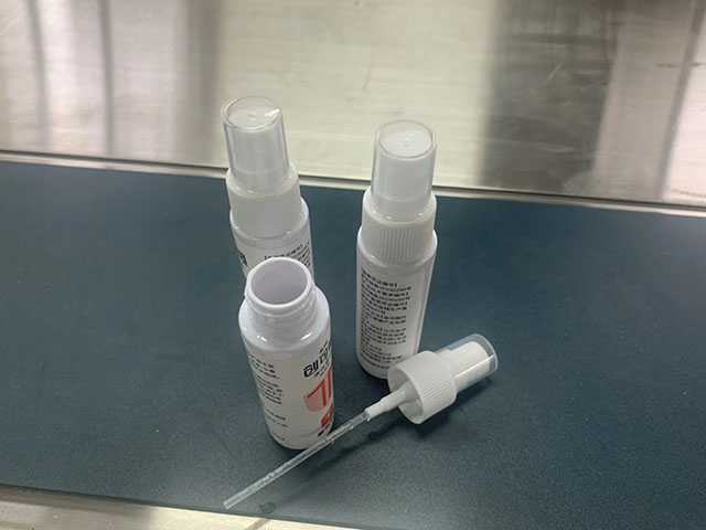 Rượu-Disinfectant-Bottle-and-Chechine-Machine12